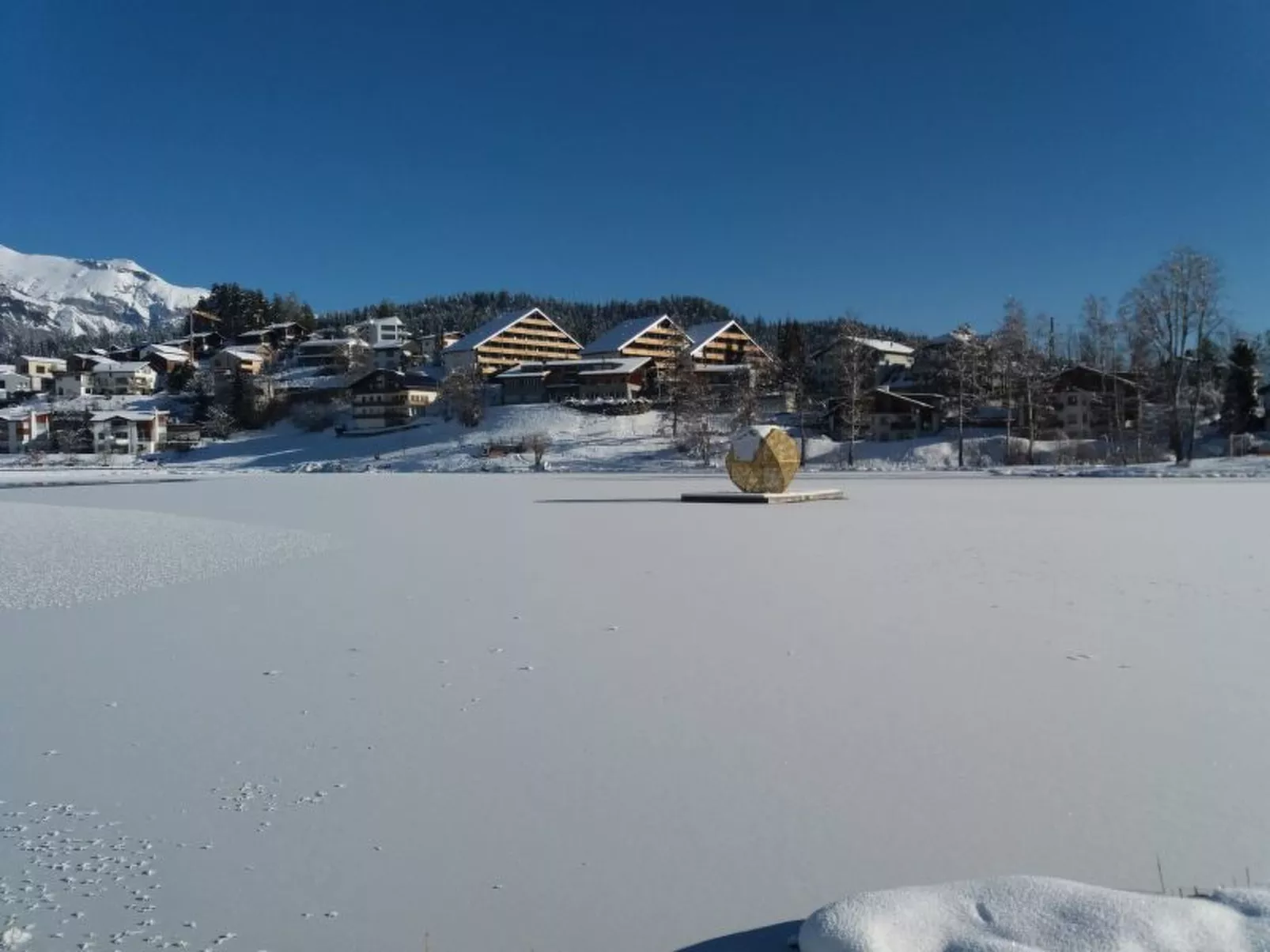 La Prada, (Laax Dorf). 2 Zimmerwohnung - Draußen