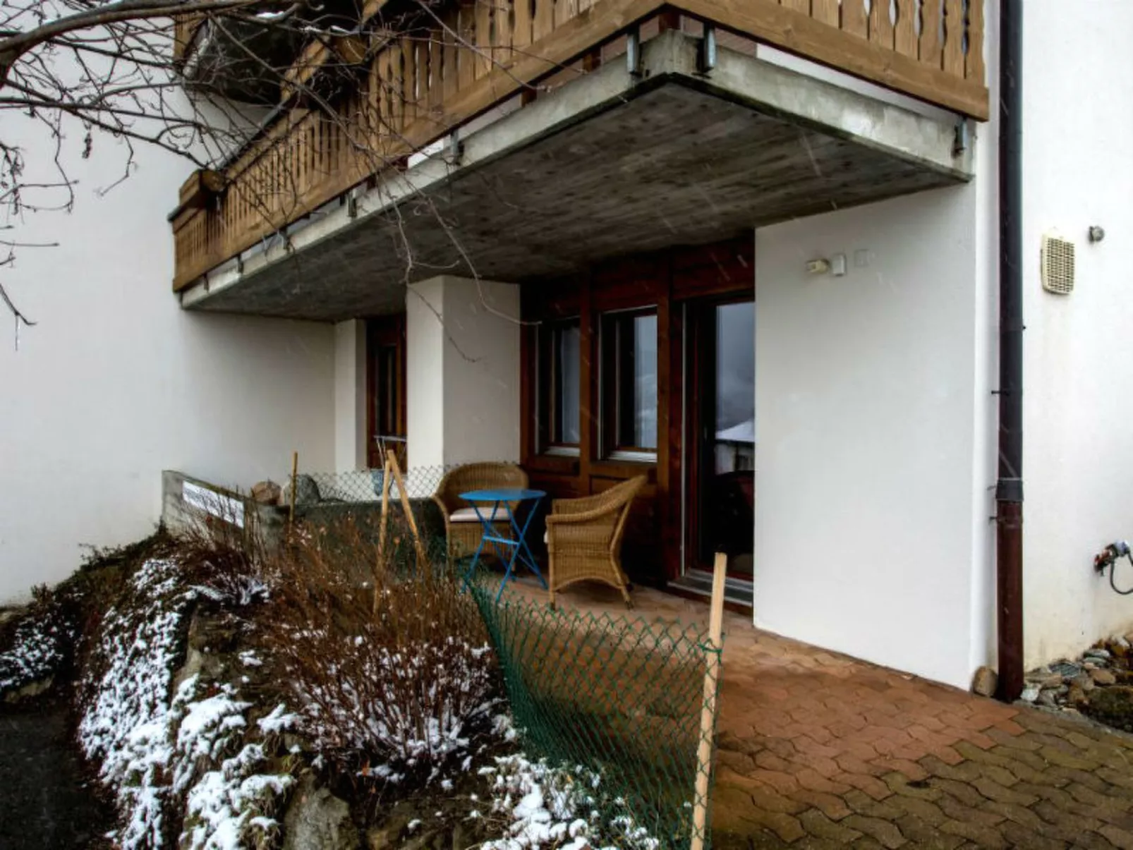 Davos Caplan Ledermann, Vella, (Vella). - Draußen