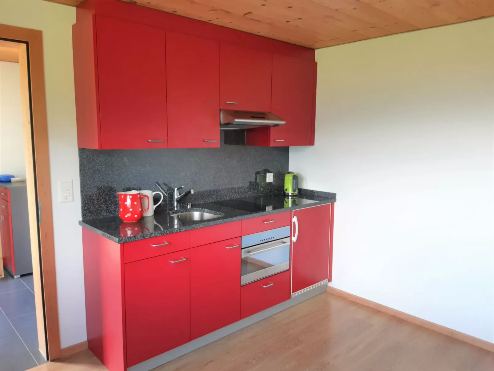 Nisals, Luven, (Luven), 41001B - Drinnen