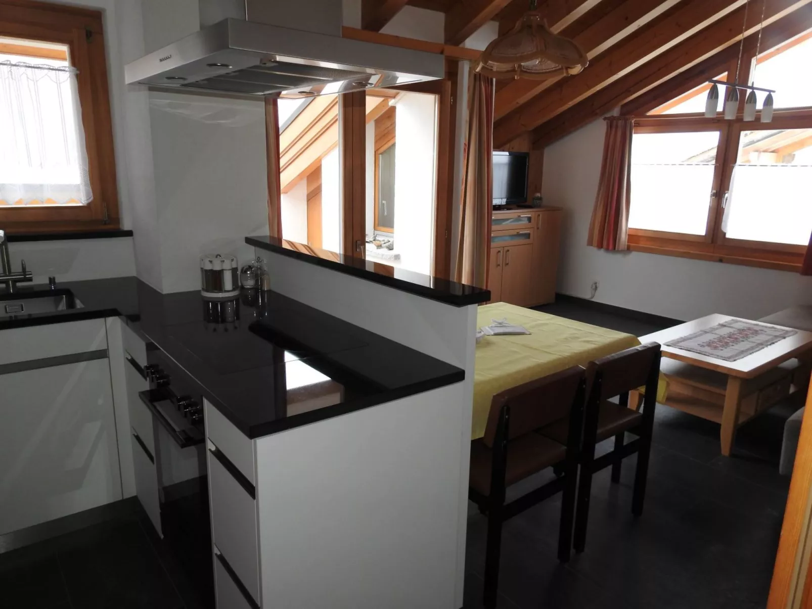 Via da Pedra Grossa 427A, (Scuol). - Inside