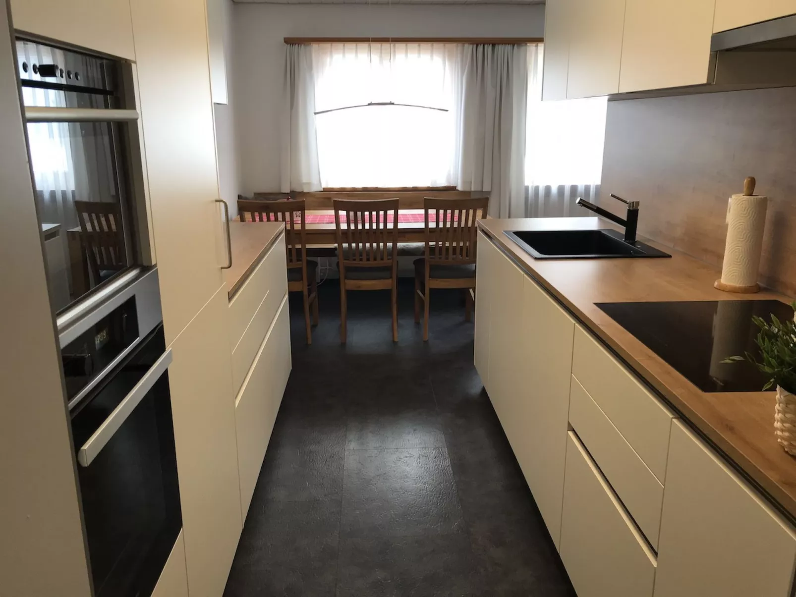 Suravia 56, (Müstair). - Inside