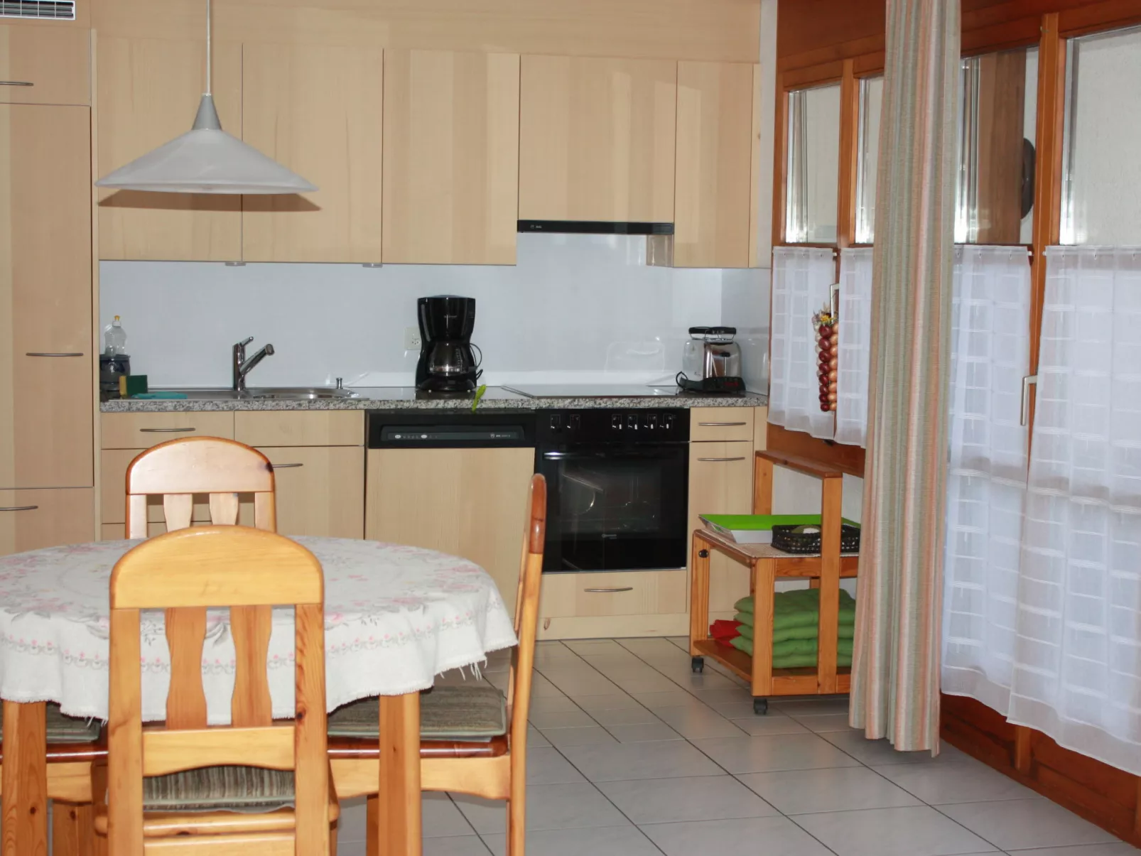Wohnung Sut Baselgia, (Andeer). - Drinnen