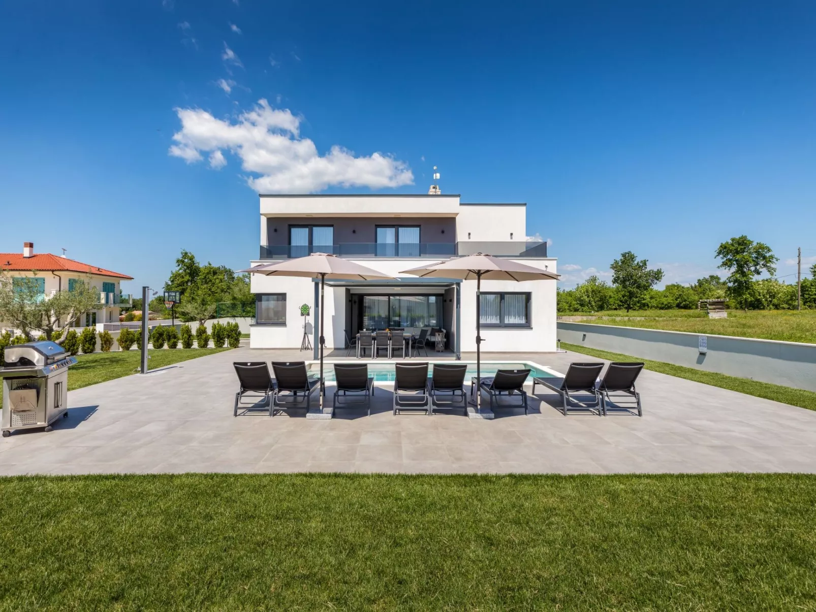 Villa Ana - Outside
