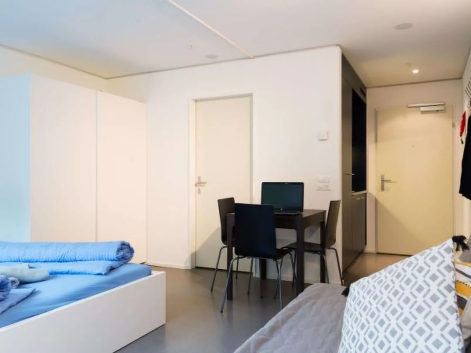 LU KKL I - Allmend HITrental Apartment - Dedans
