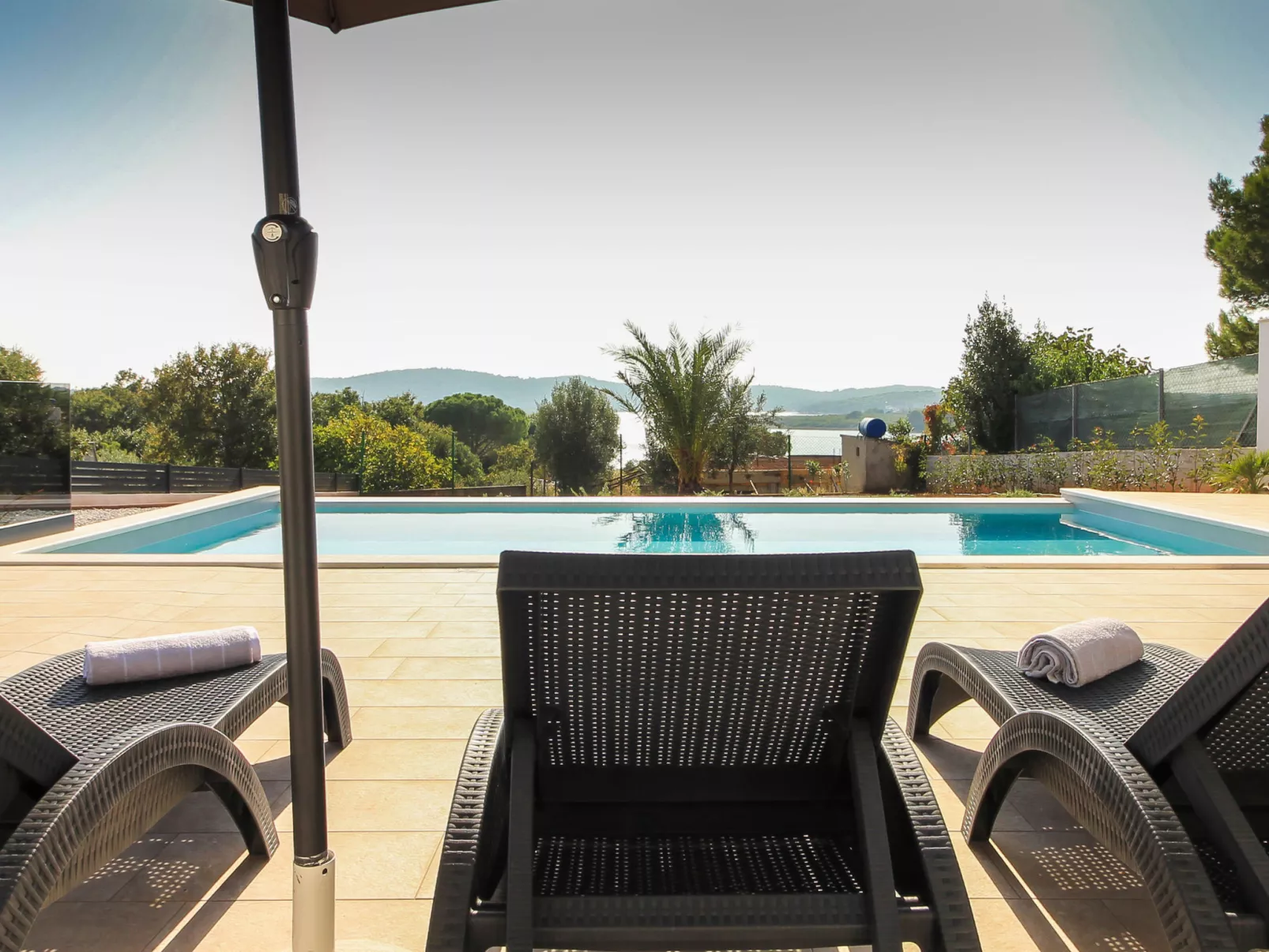 Villa PERGOSA WITH SEA VIEW AND SAUNA - Draußen