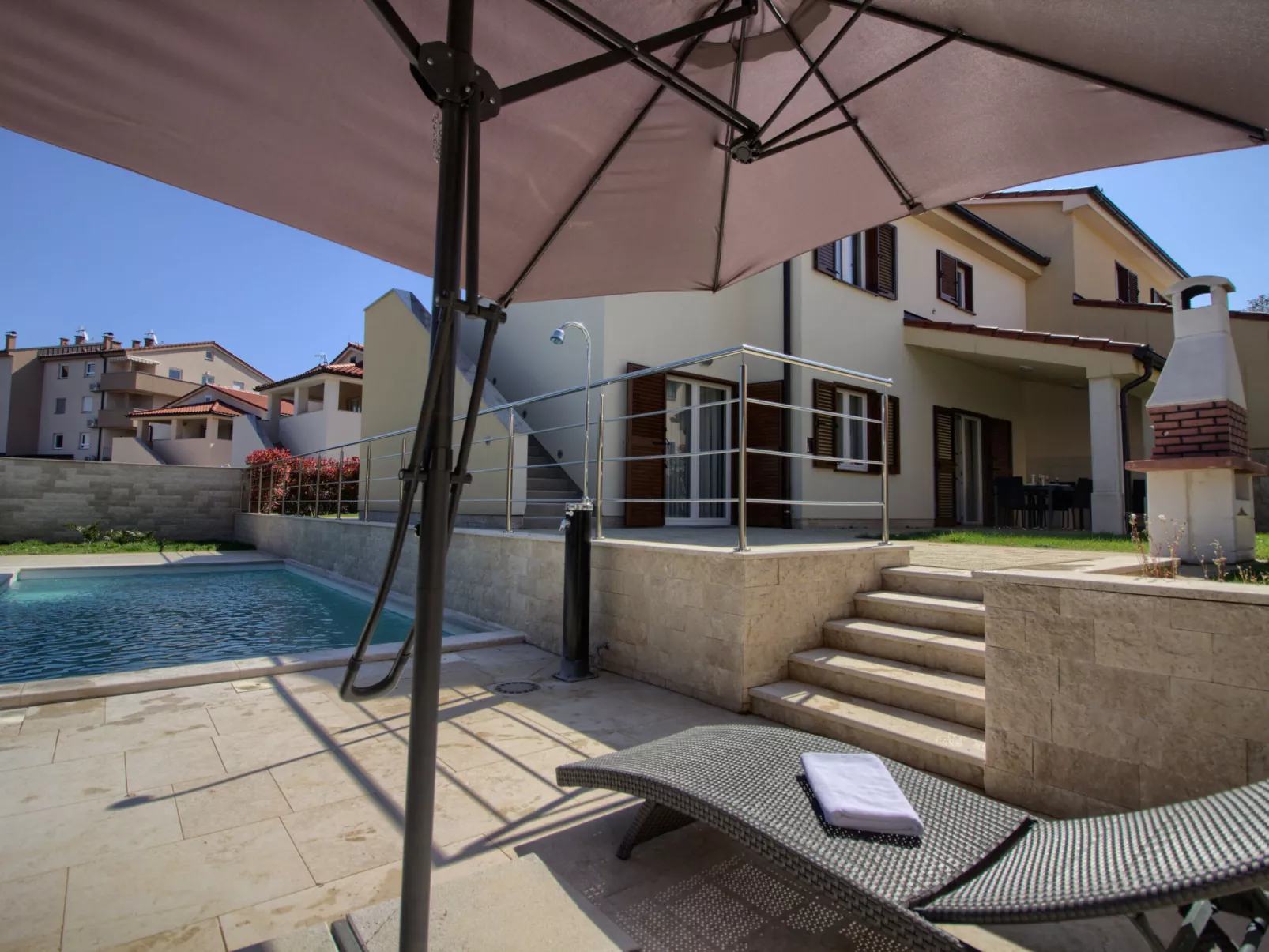 Villa Aurora - Outside