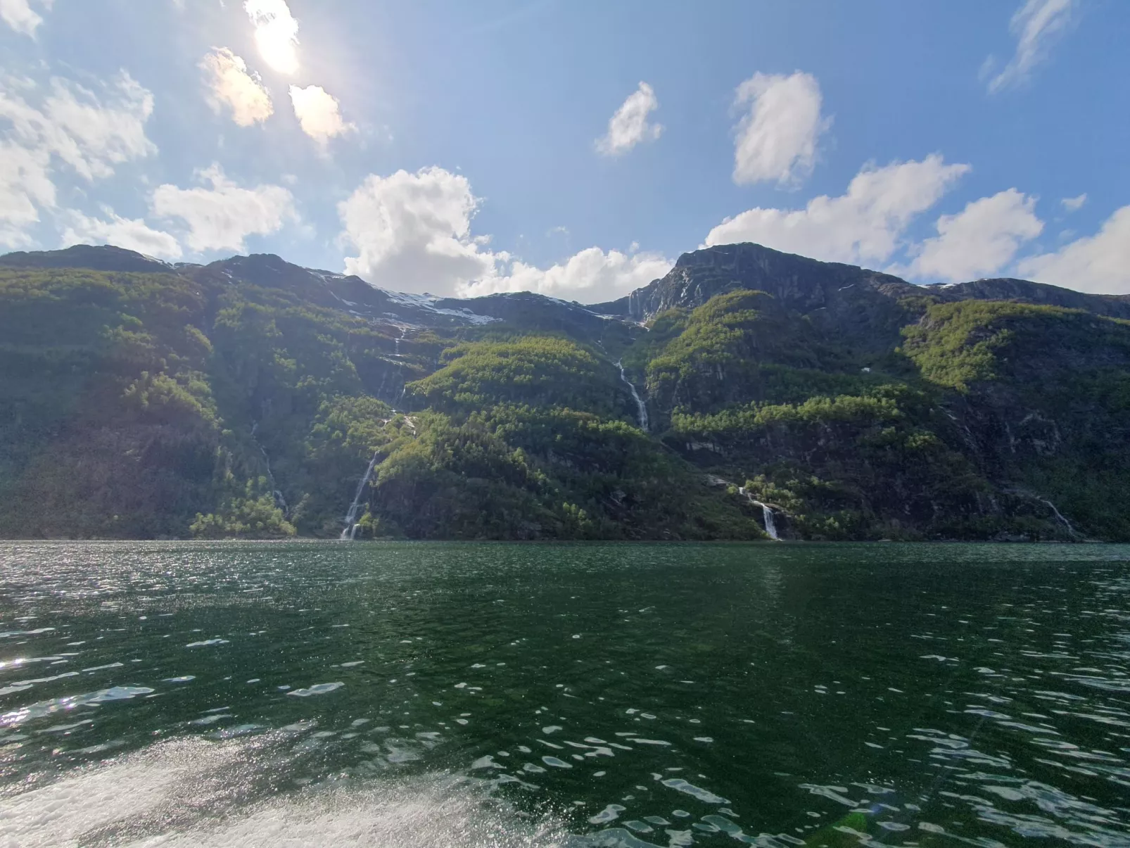 Ørviksnes-Outside