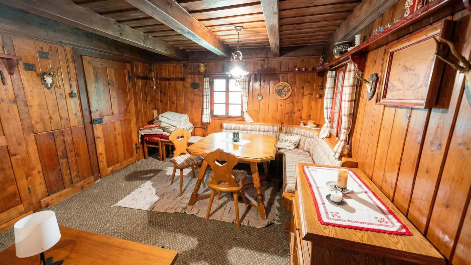 Almhütte Seebergalm - Wohnzimmer