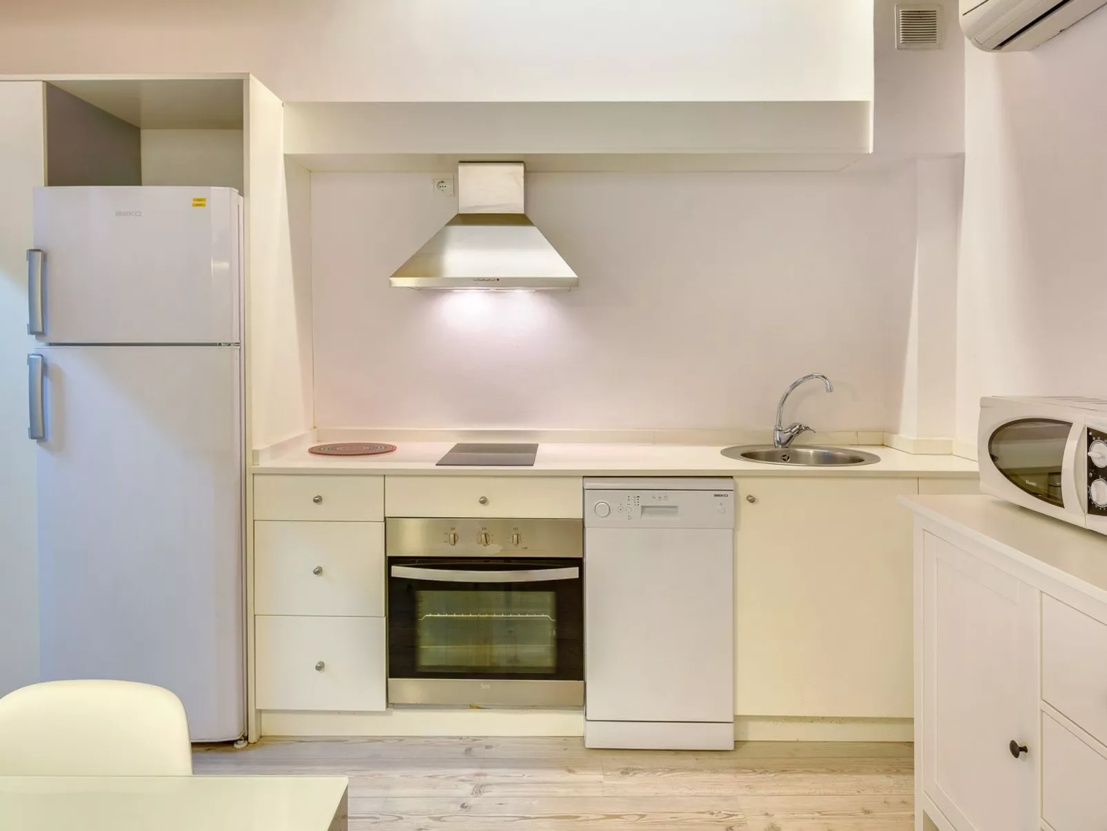 URBAN SUITES 1 PALMA STANDARD TI/75 - Drinnen