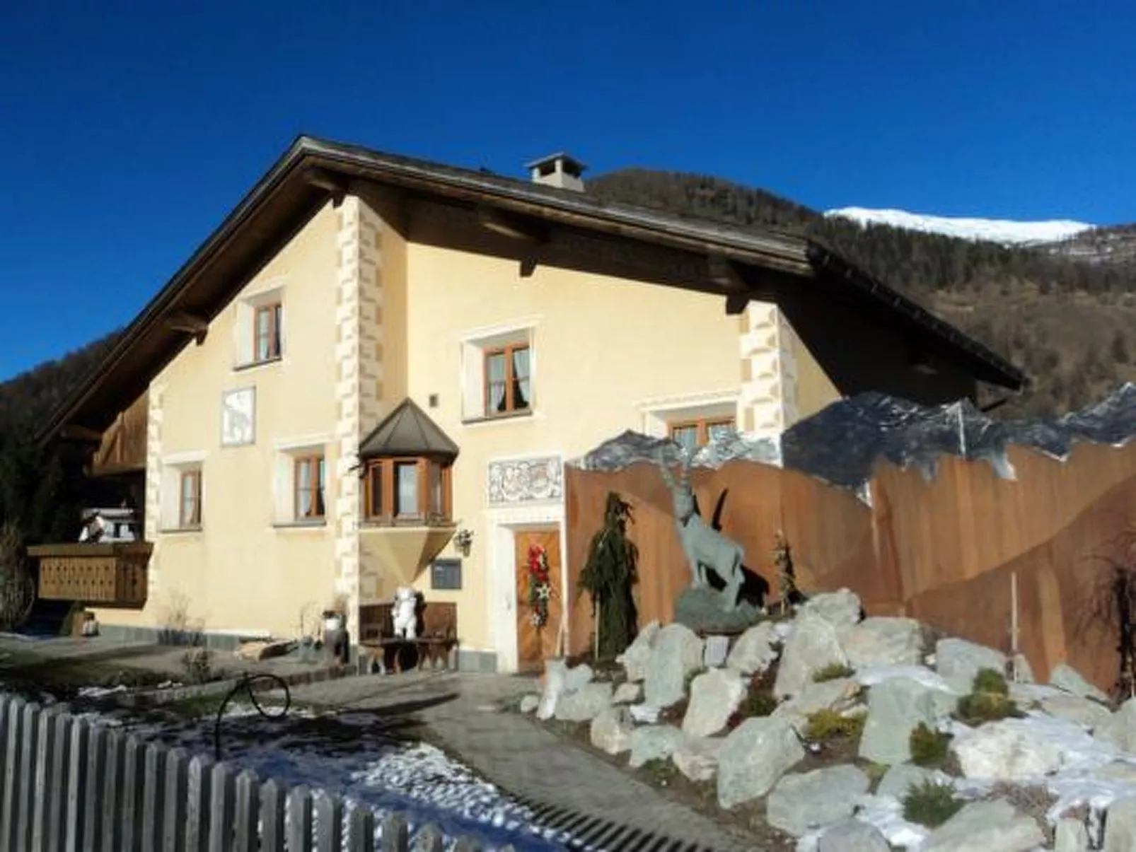 Mundaditschas, (Sta. Maria - Santa Maria Val Müstair). - Draußen