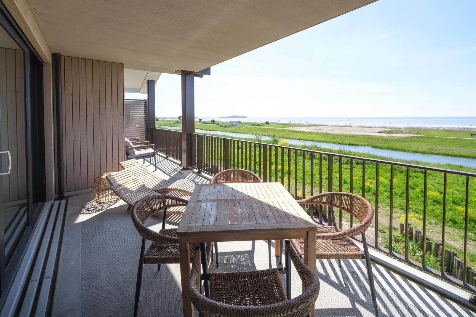 Luxury Beach Apartment | 4 Pers. - Terrasse/Balkon