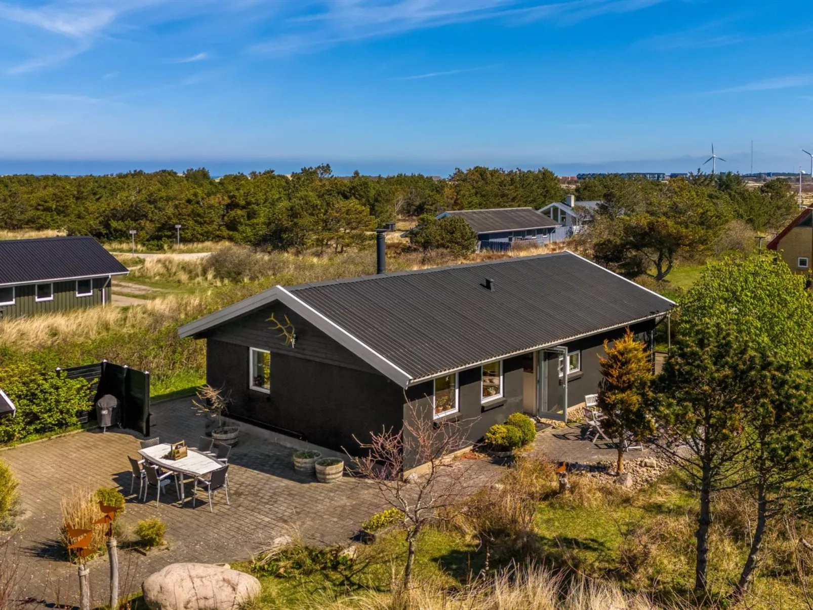 "Jaskirt" - 400m from the sea - Outside