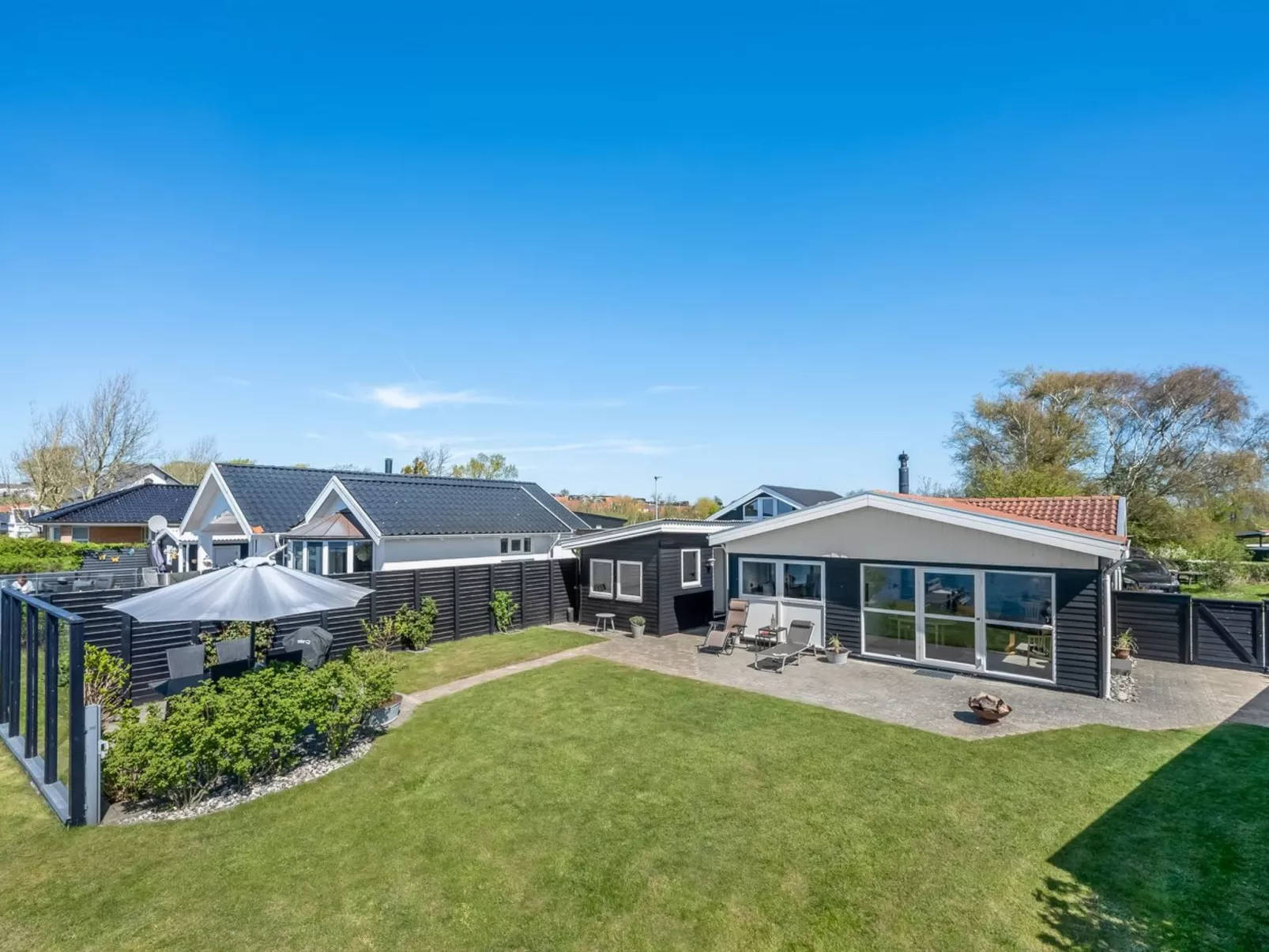 "Stilla" - 150m from the sea - Outside