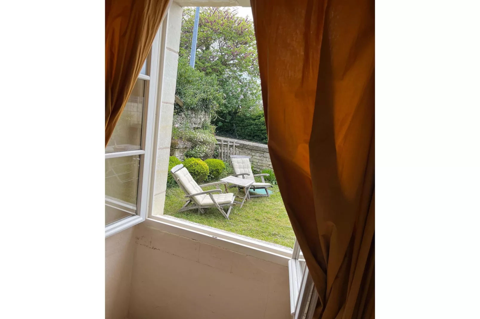 Maison de vacances Sossay - View in summer