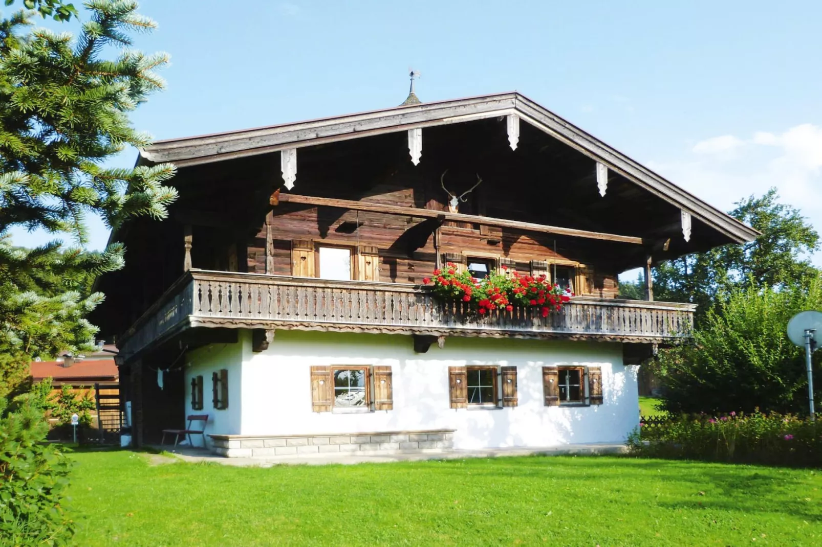 Ferienhaus Fankhaus - Exterior in summer