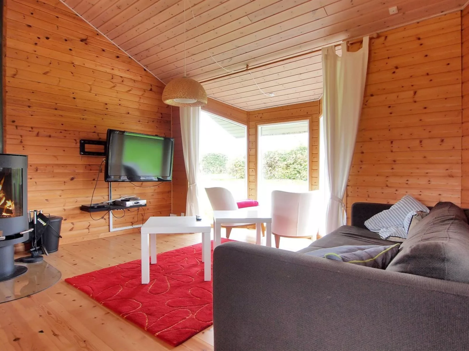 "Karanfilka" - 900m from the sea - Drinnen