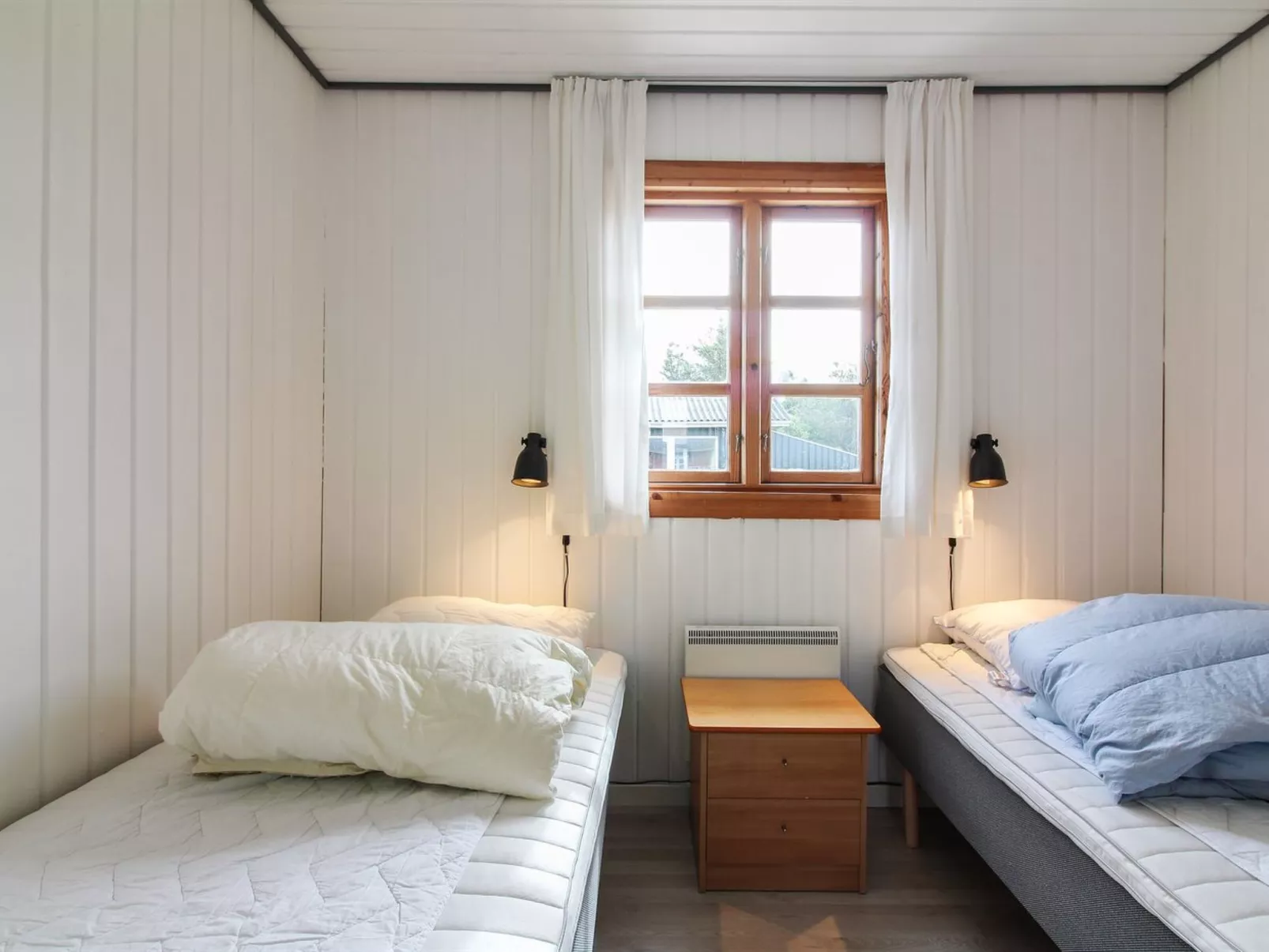 "Demus" - 900m from the sea - Inside