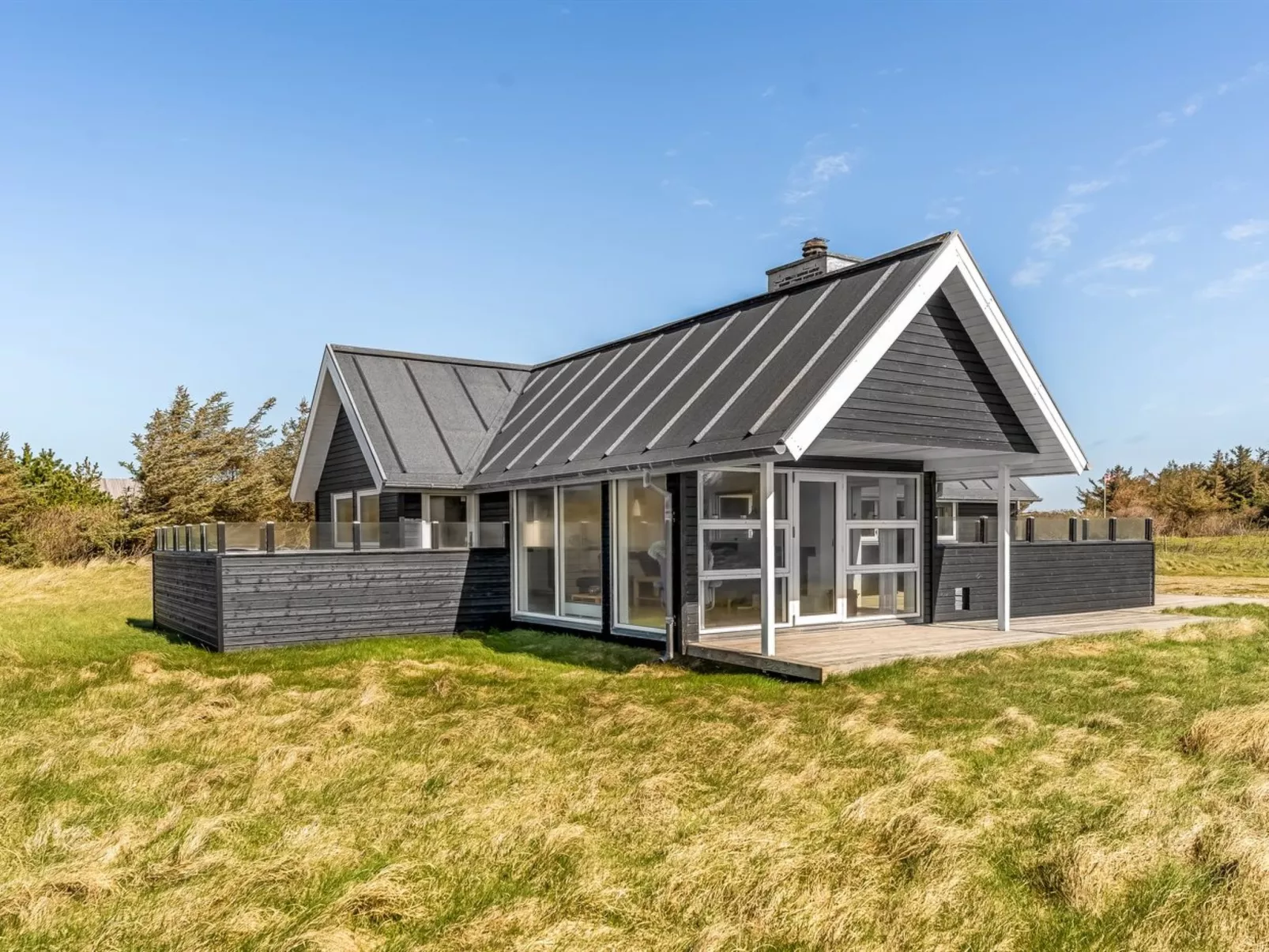 "Carelle" - 300m from the sea - Outside