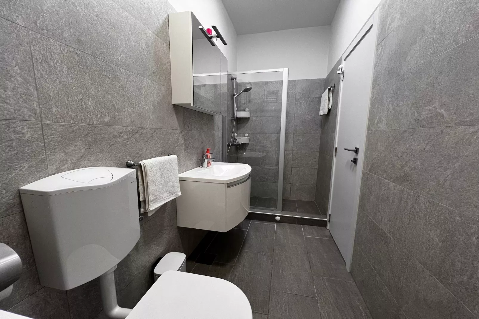 Guest House Kono - Two Bedroom Apartment with Terrace - Salle de bain