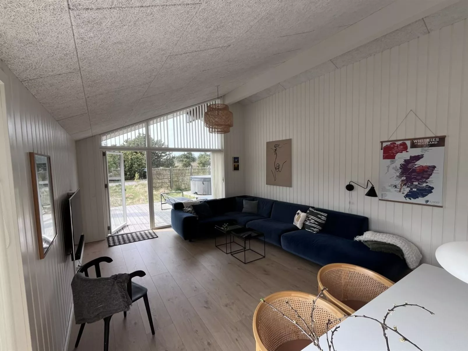"Jale" - 900m from the sea - Drinnen