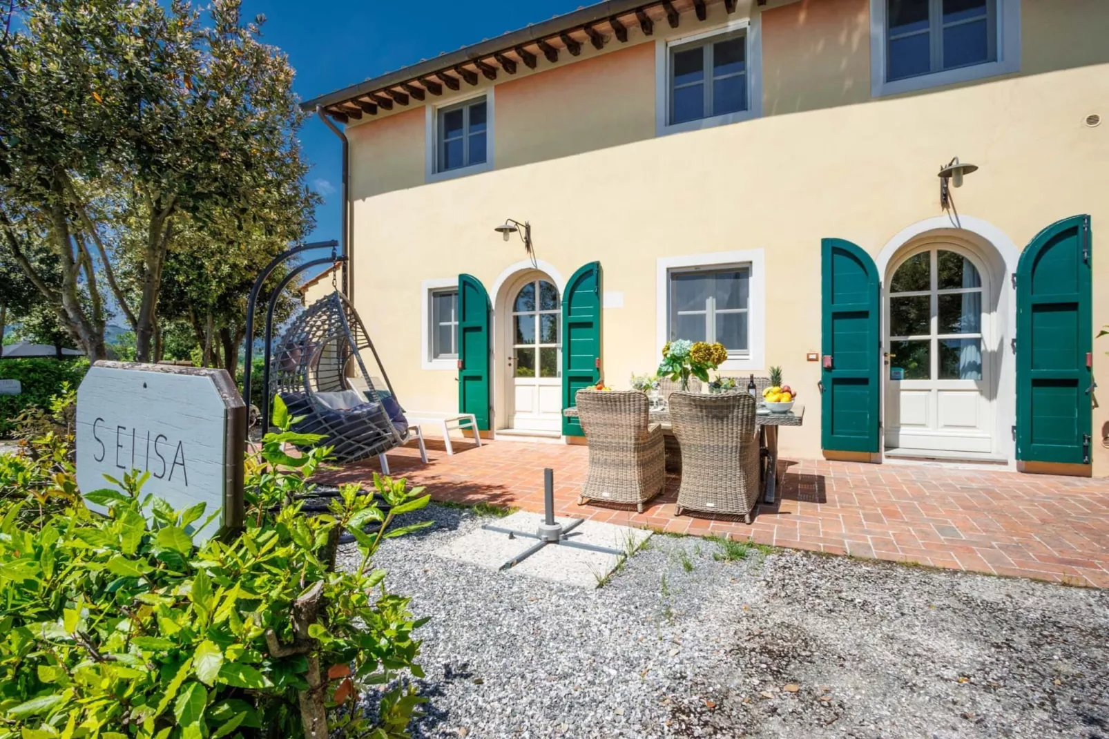 Elisa Farmhouse Apartment in Wine Resort - Außenbereich Sommer
