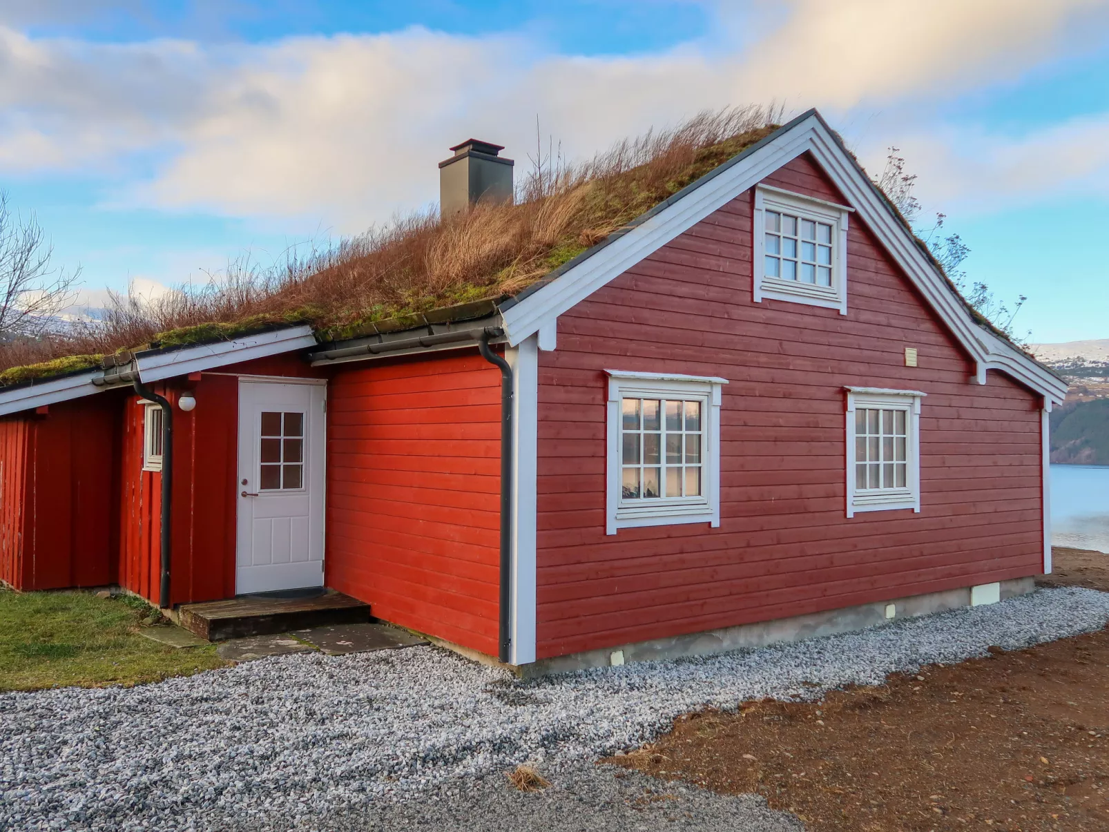 Krampehaugen-Outside