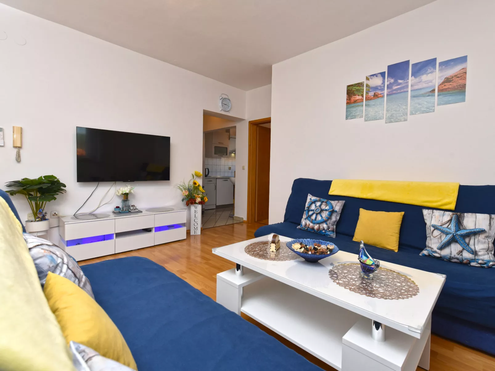 Apartment 143 - Dedans