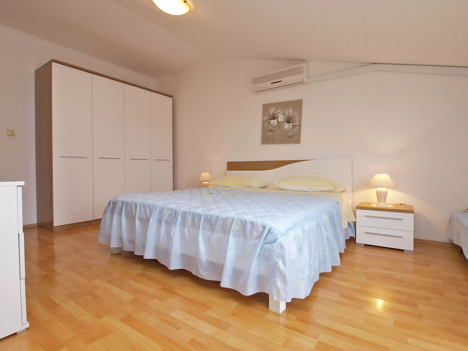Apartment 1048 - Inside