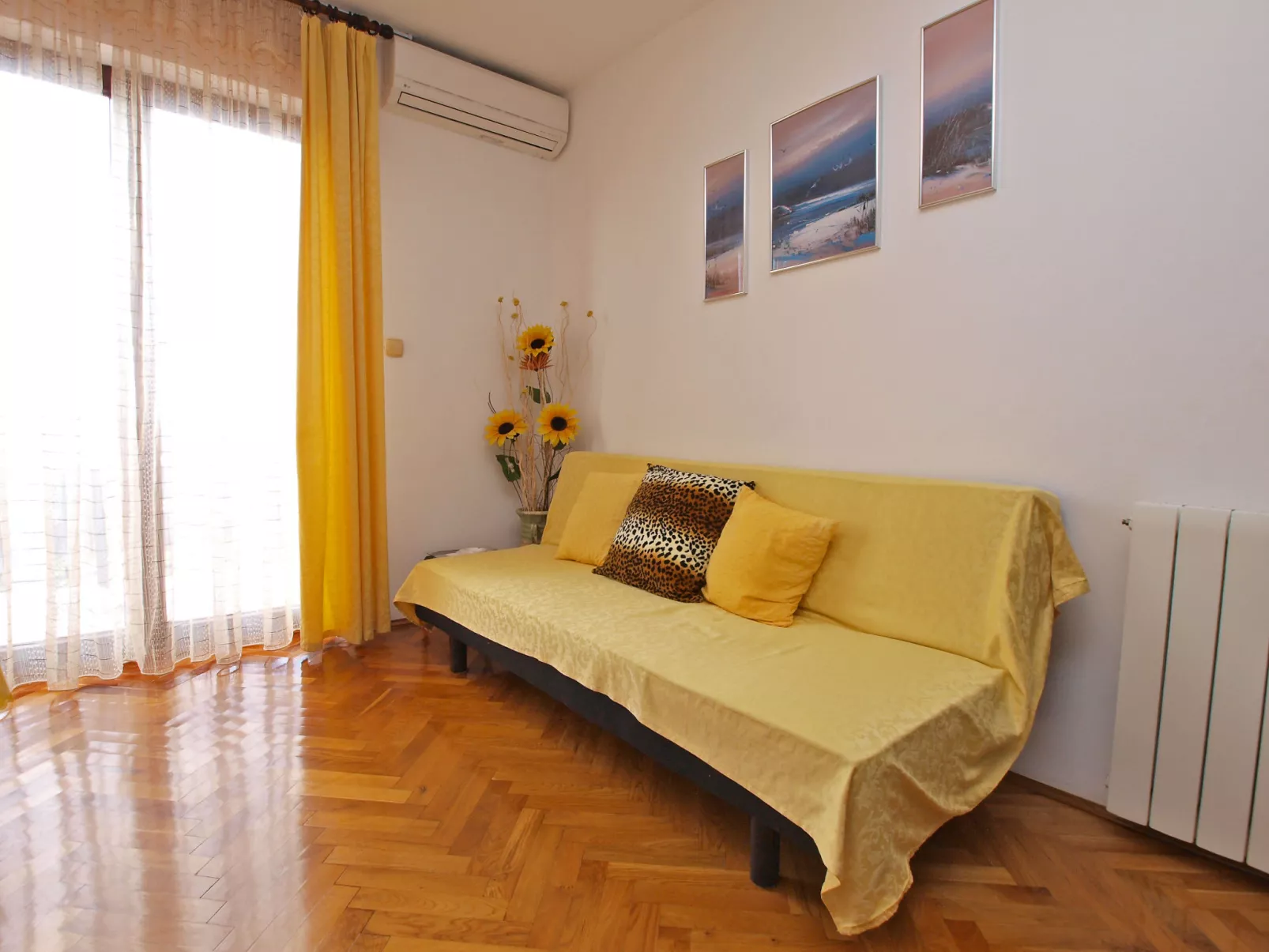 Apartment 1048 - Inside