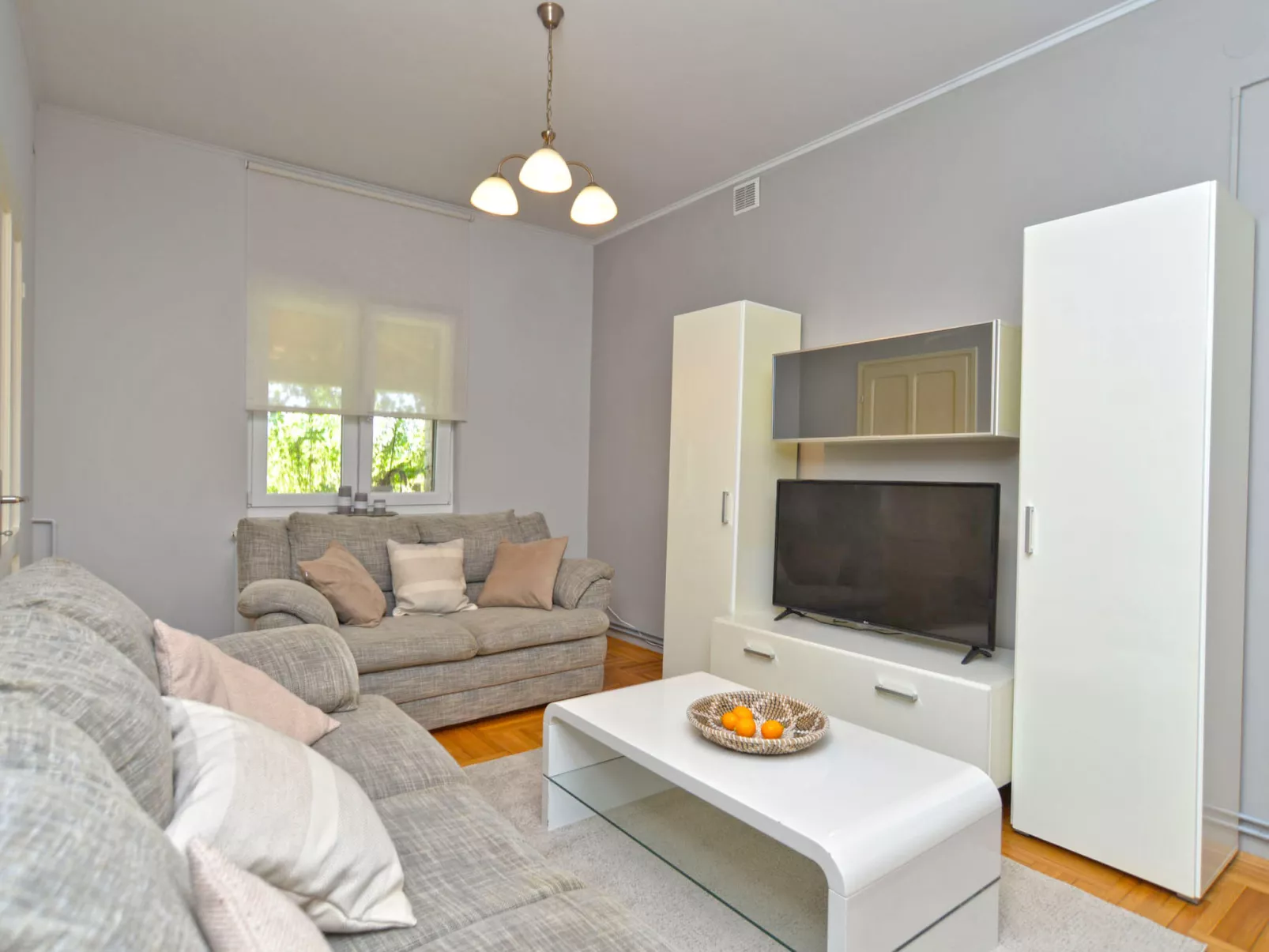 House 2174 - Drinnen