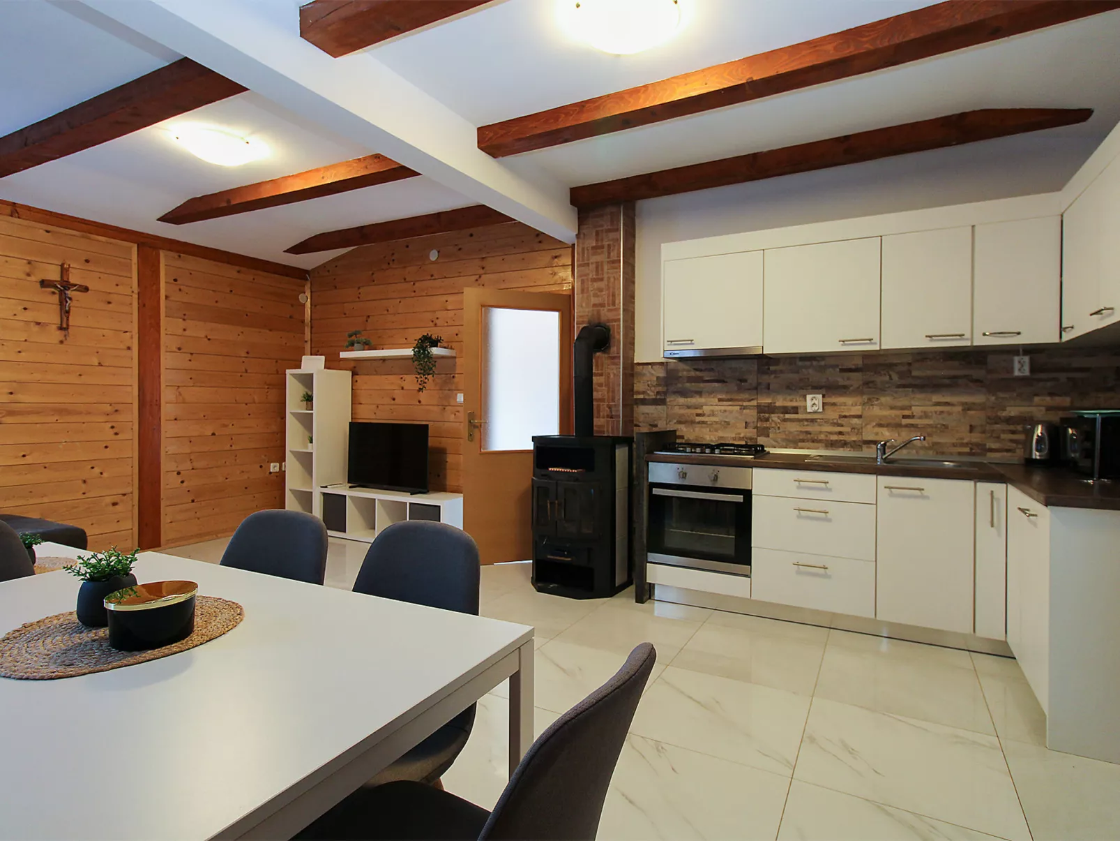 House 2233 - Dedans