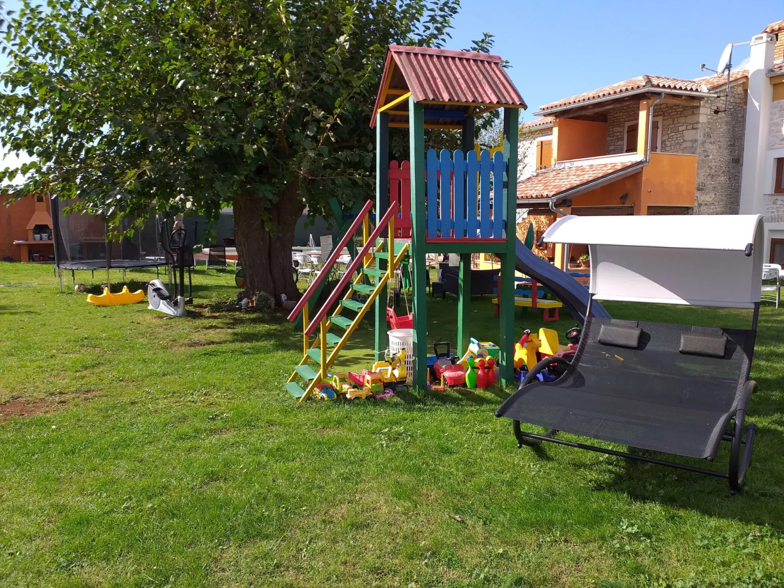 House 24 - Dehors