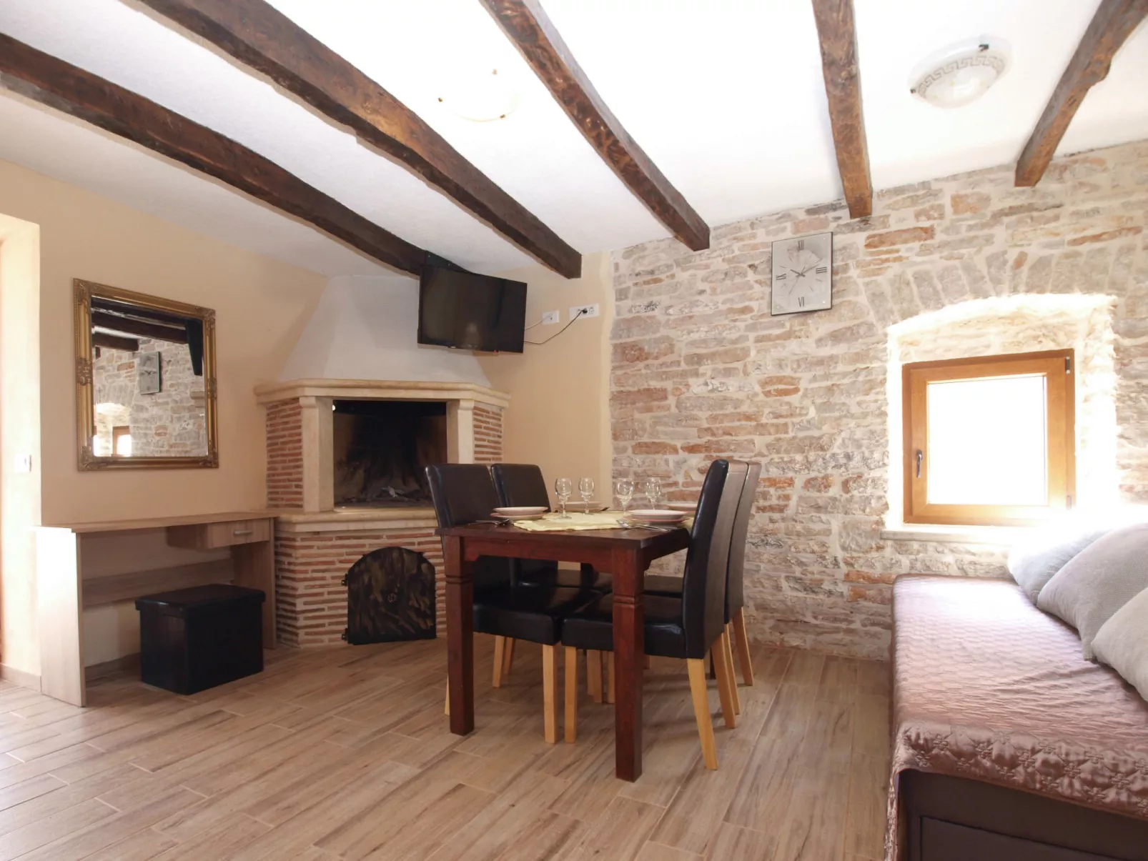 House 2014 - Dedans