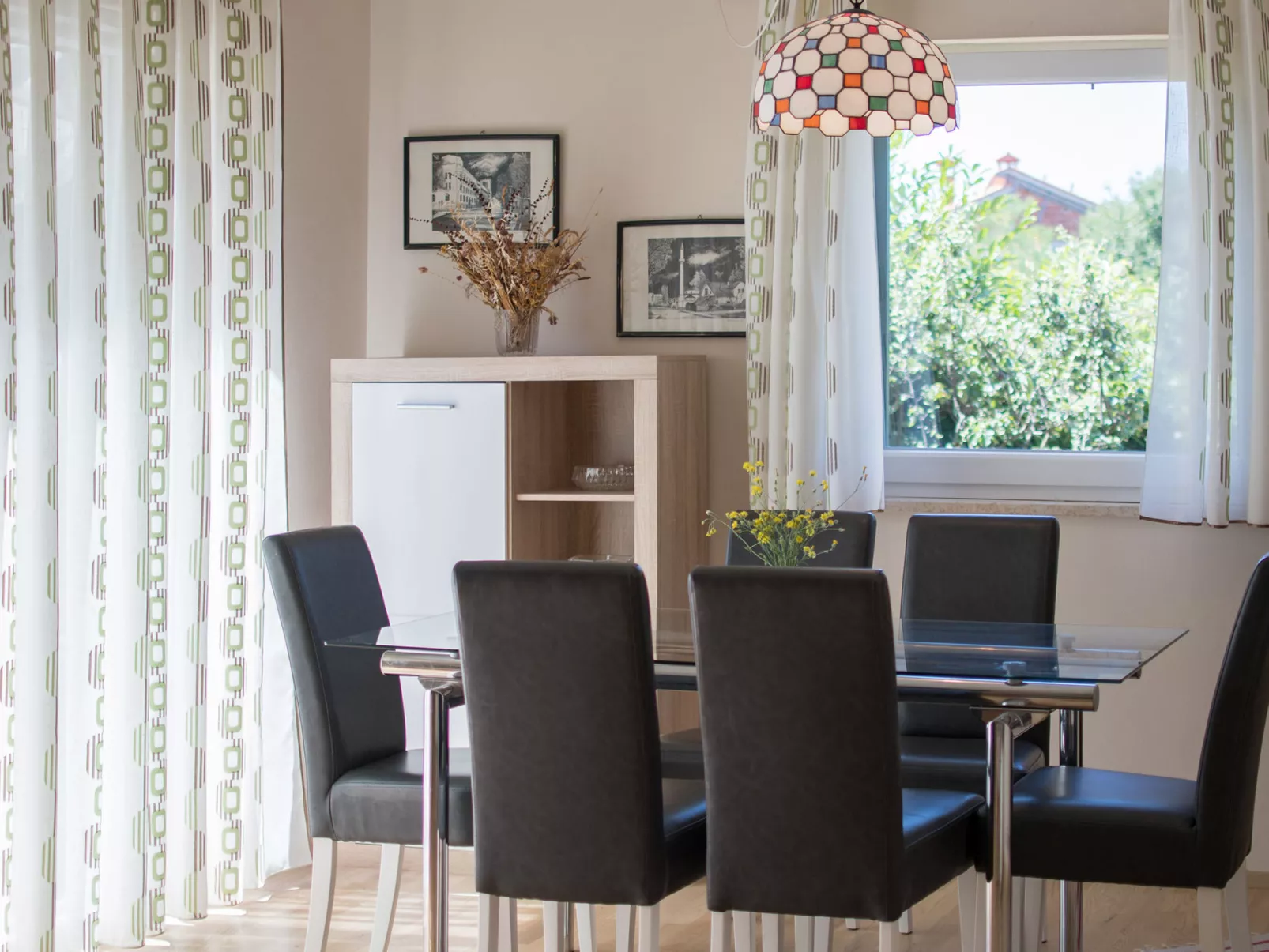 House 1276 - Drinnen
