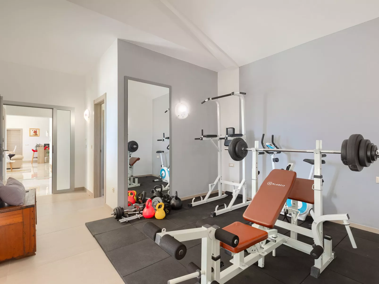 Villa Nirvana - Inside