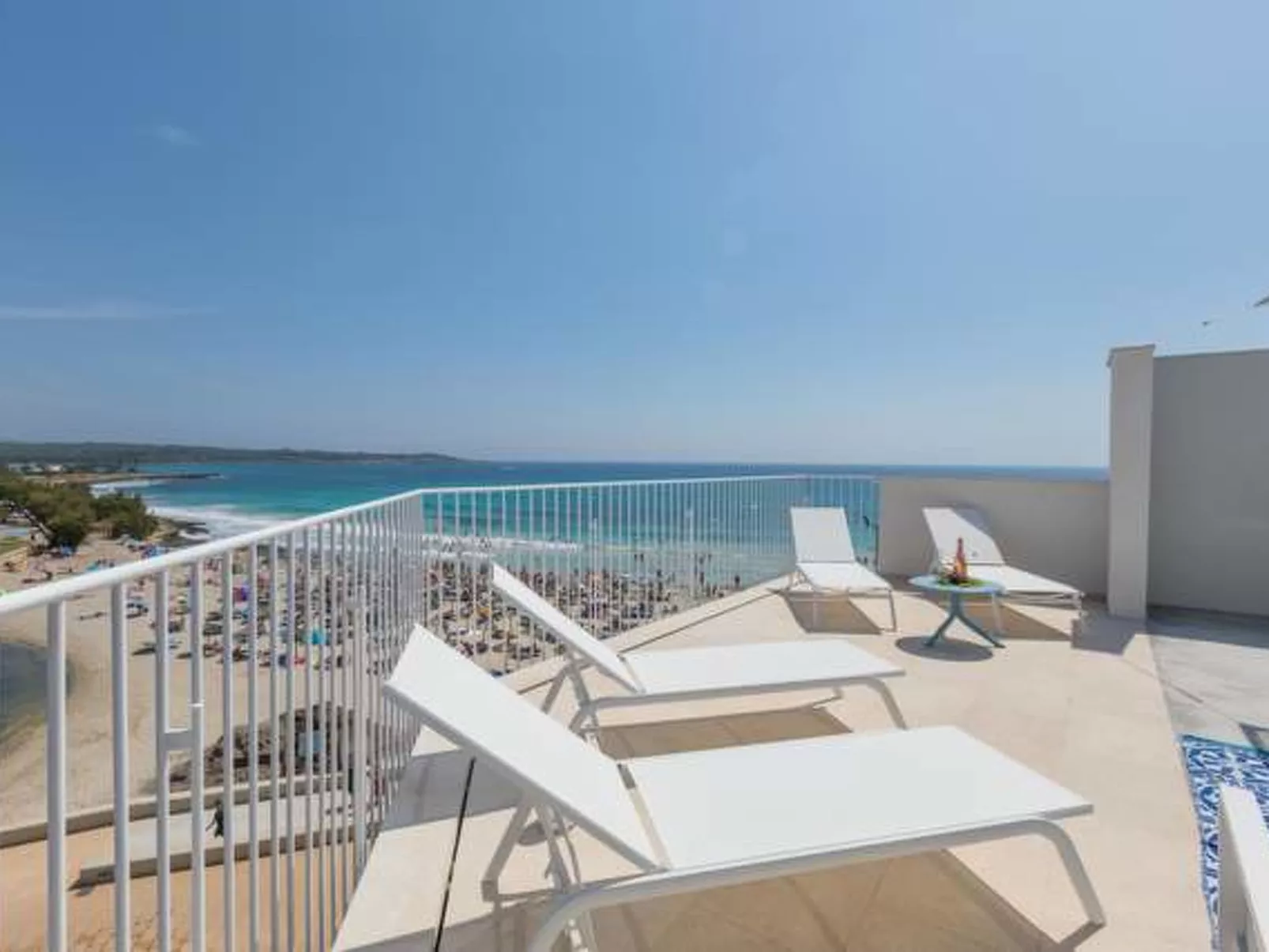 Tolle Wohnung in S'illot-Cala Morlanda mit Terrasse - Outside