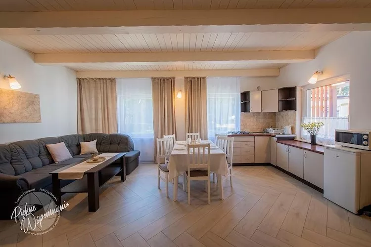 	Domy wakacyjne 6-os RÓŻA MALWA - Wohnzimmer