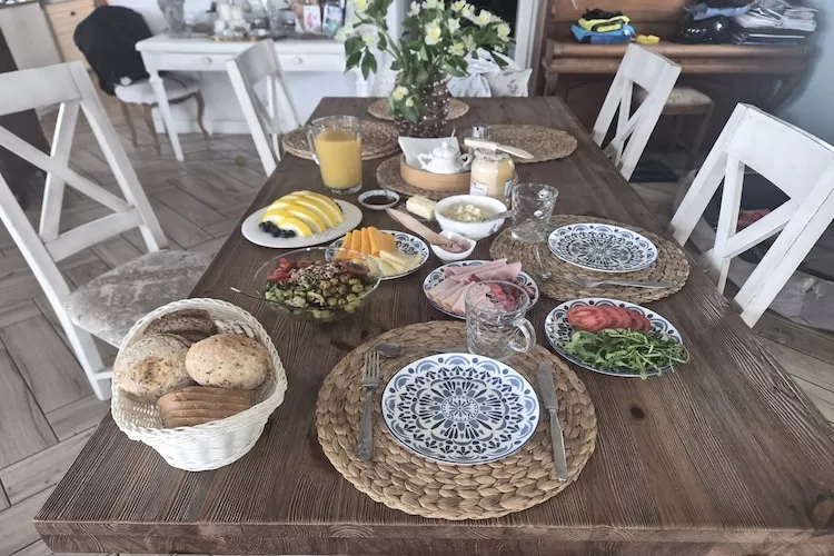 Apartament 2pokojowy z aneksem kuchennym - Esszimmer