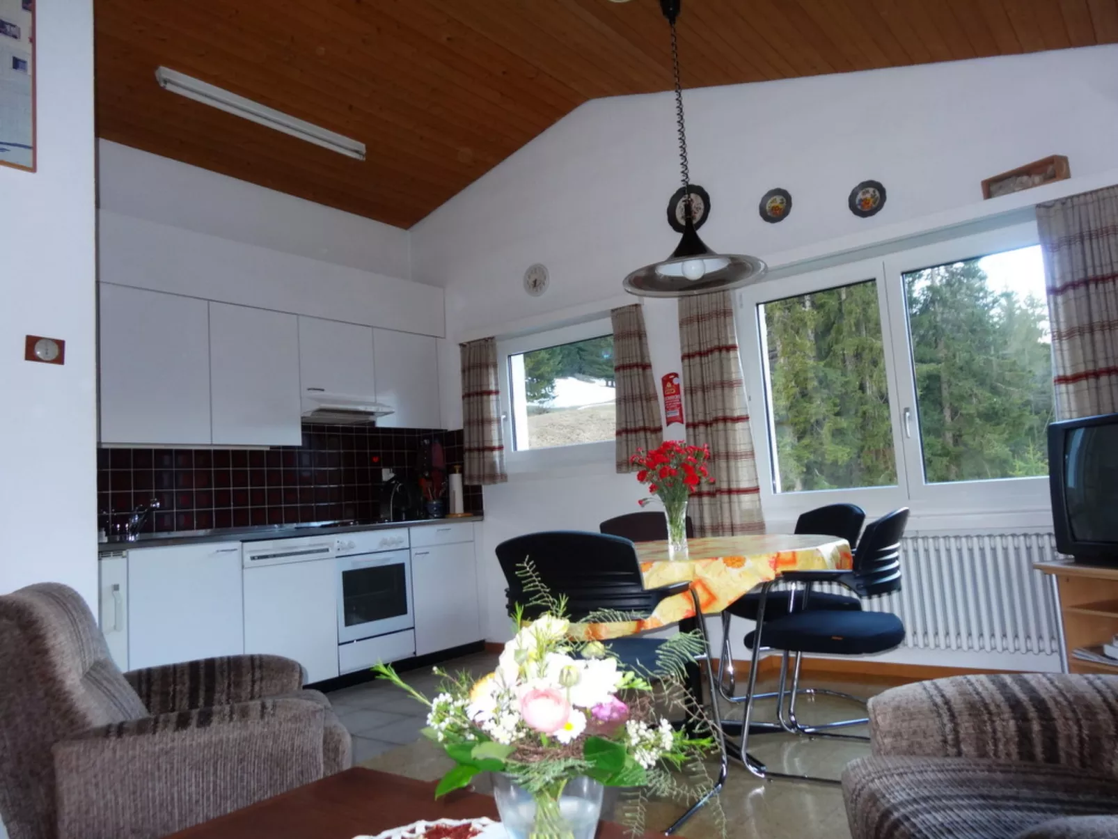 Forsthaus Falkenstein, (Tarasp). - Drinnen
