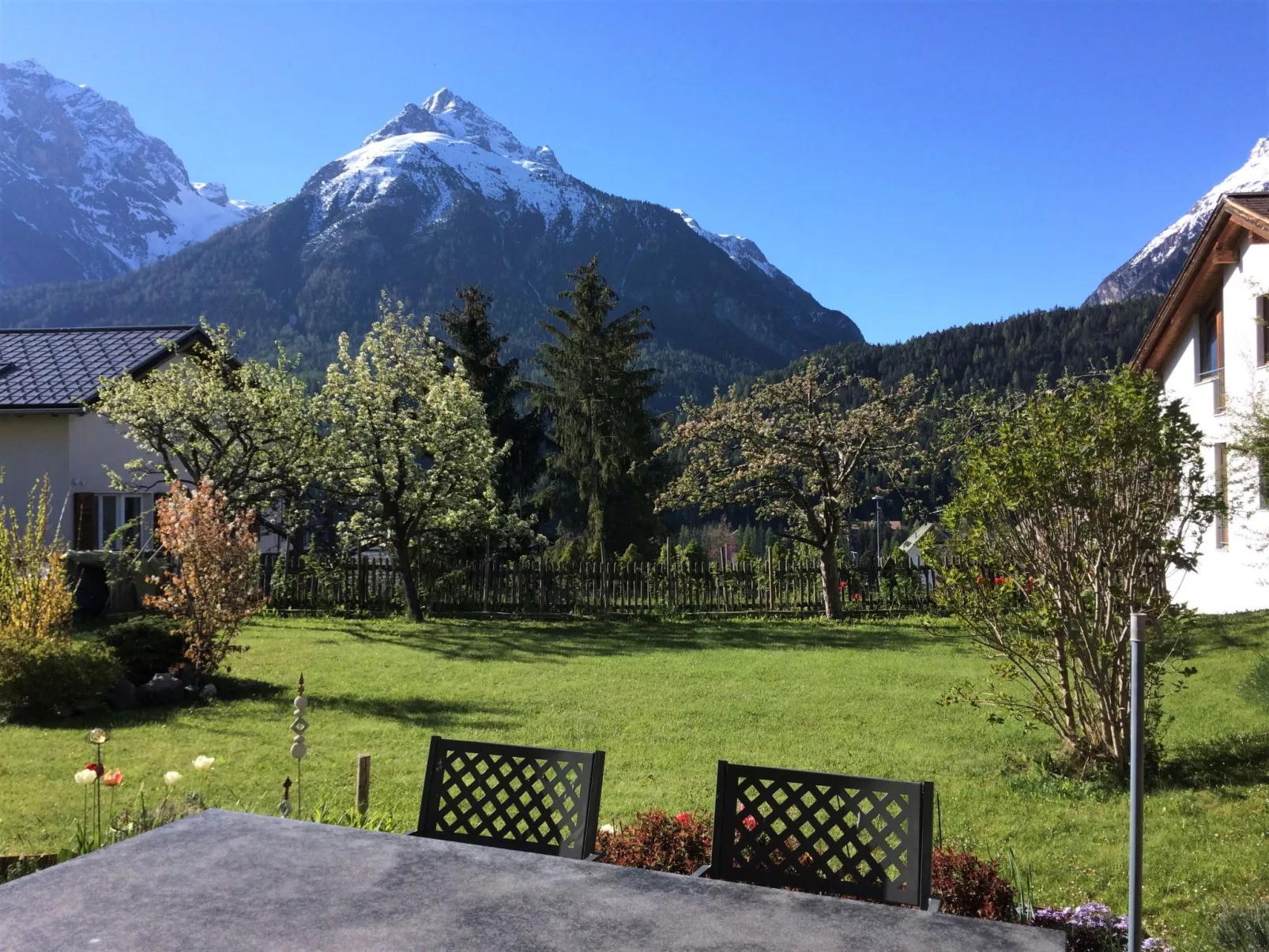 Ferienwohnungen Senda 495D, (Scuol). - Outside