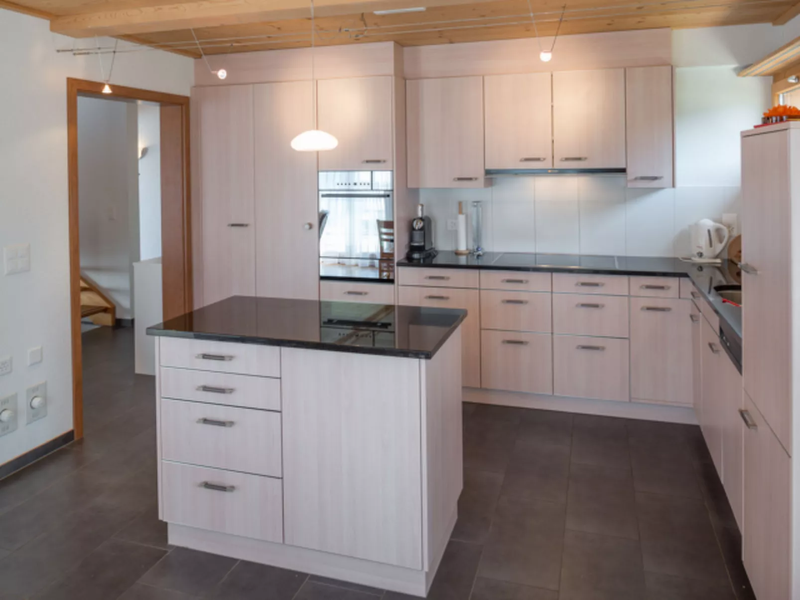 Caflisch Jacob und Erika, (Trin Mulin). 6.5 Zimmer Einfamilienhaus - Drinnen