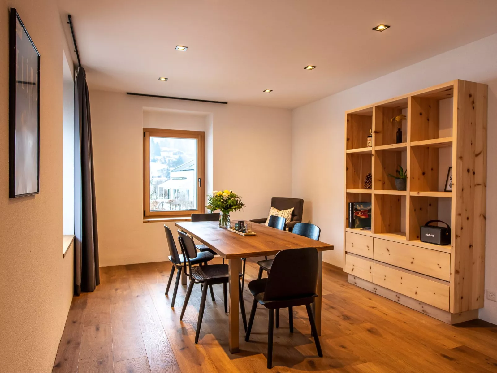Flem Mountain Lodge, (Flims Waldhaus). Moderne neue 4.5 Ferienwohnung - Drinnen