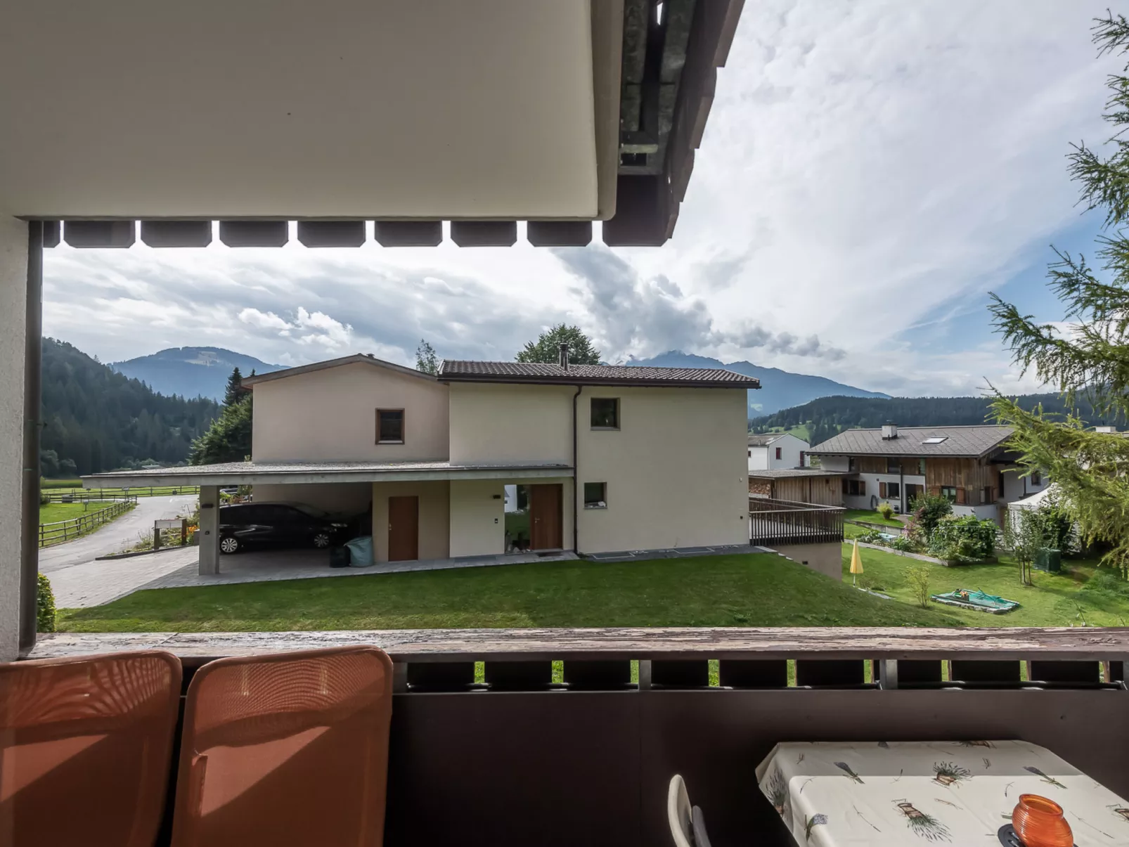 Casa Hirundella, (Trin Mulin). 2.5 Zimmerwohnung - Draußen