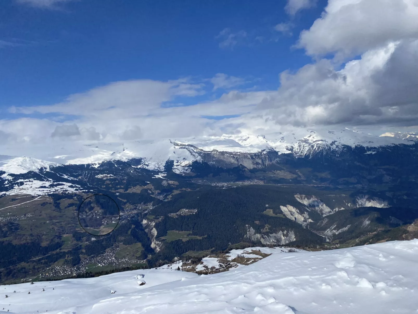 Marmotta, (Laax Dorf). 3 Zimmerwohnung - Dehors