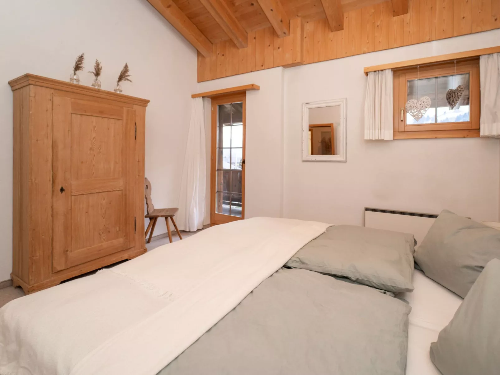 Cresta 54, Obersaxen-Misanenga, (Obersaxen). - Dedans