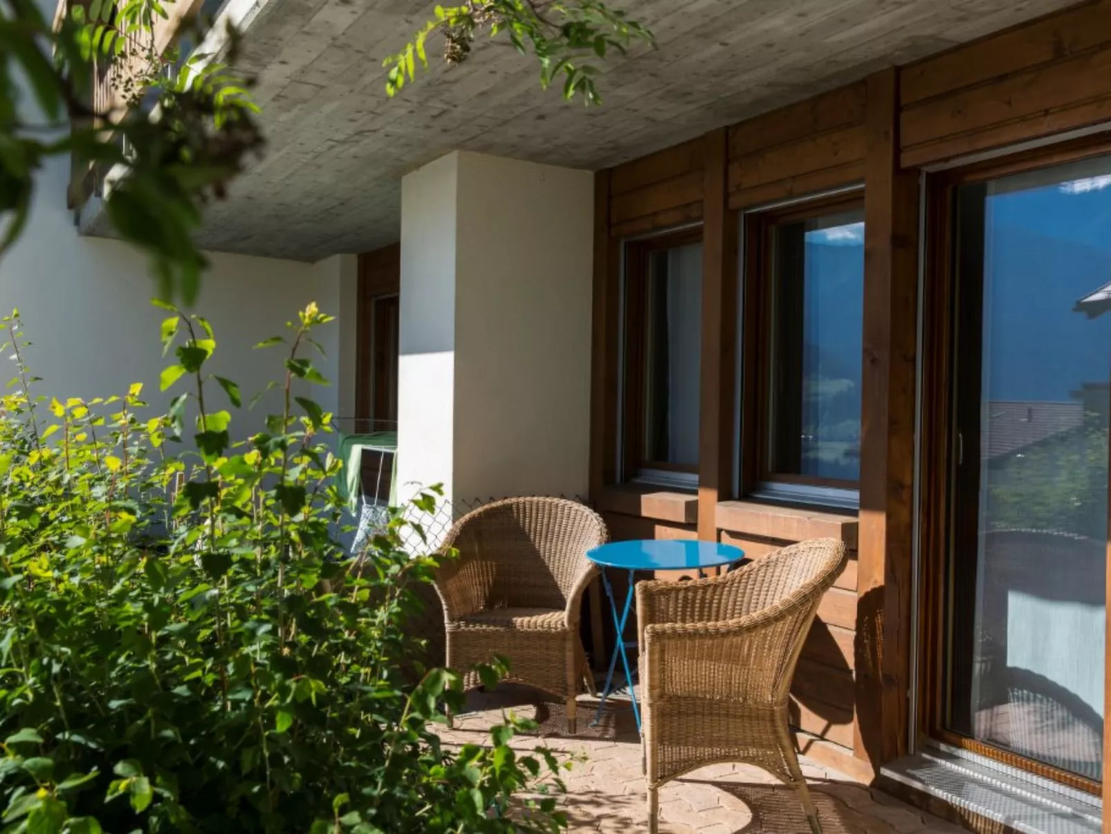 Davos Caplan Ledermann, Vella, (Vella). - Draußen