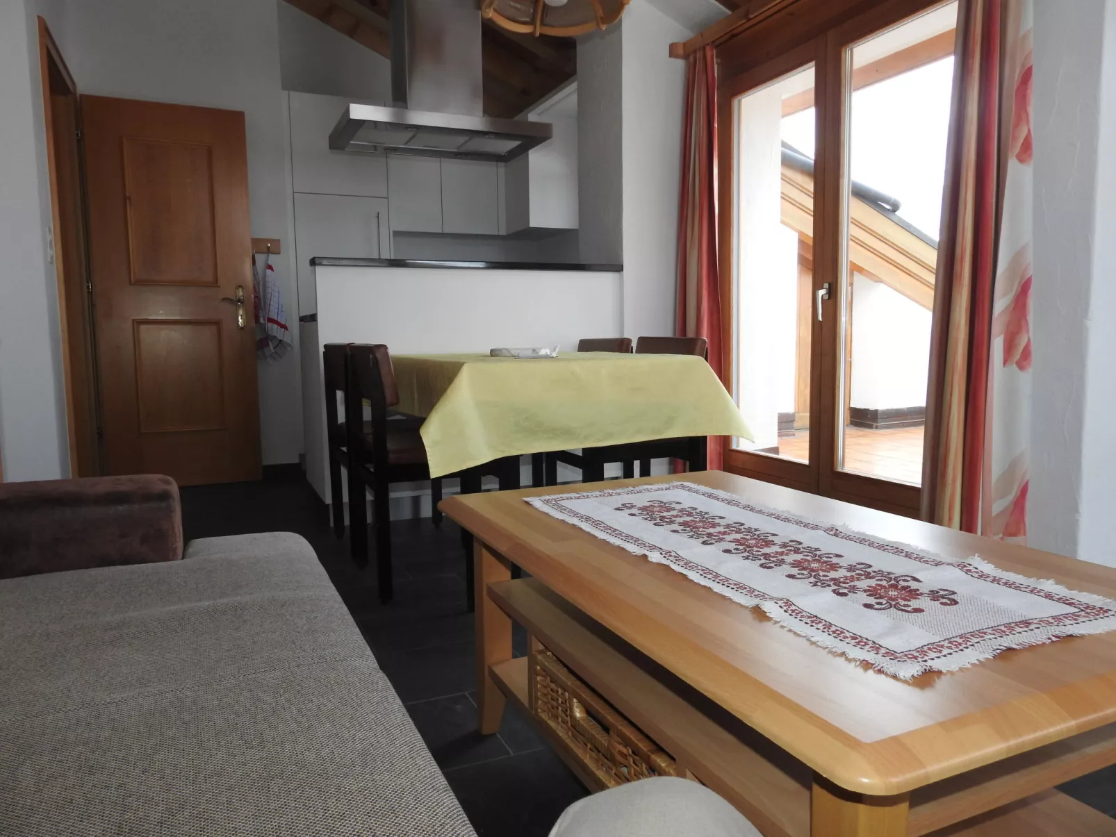 Via da Pedra Grossa 427A, (Scuol). - Inside
