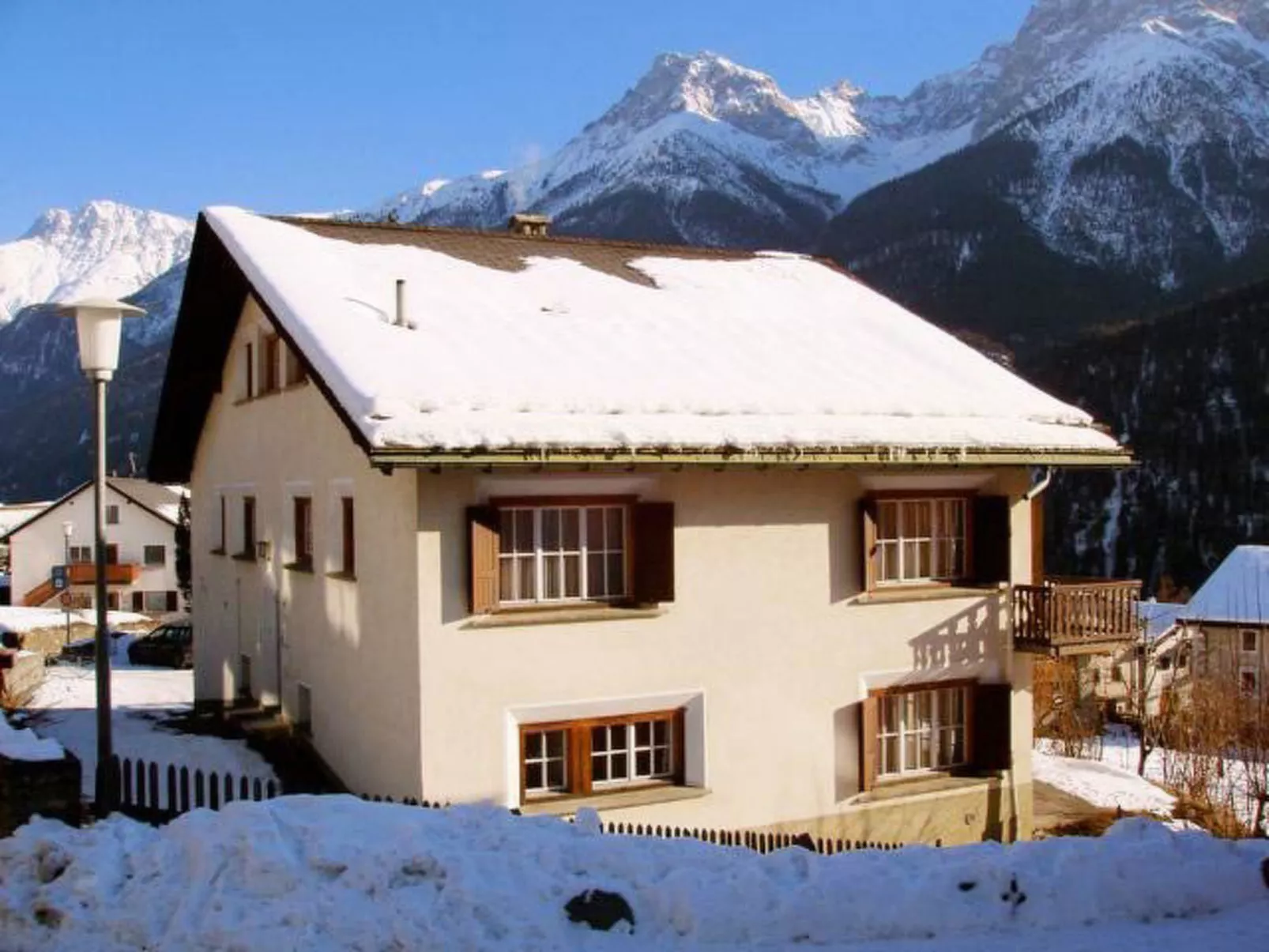 Chasa Allegra, (Scuol). - Draußen