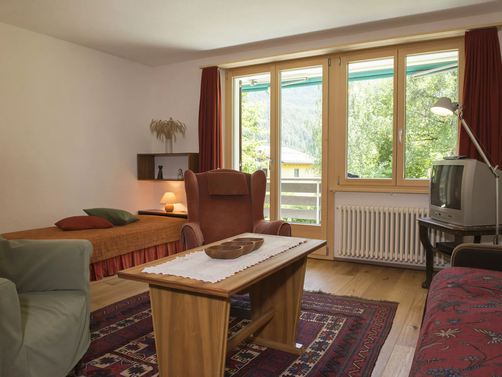 LANIUS, (Scuol). - Drinnen