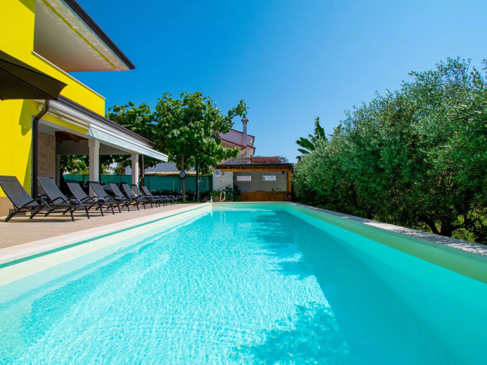 Villa Gaya - Draußen